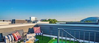 Walk to Cowboys Game at AT&T | Texas Themed Luxury