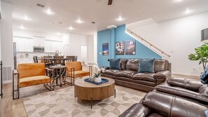 Smart TV, offices - Upscale Home w/ Free Parking + Short Walk to AT&T (Arlington)