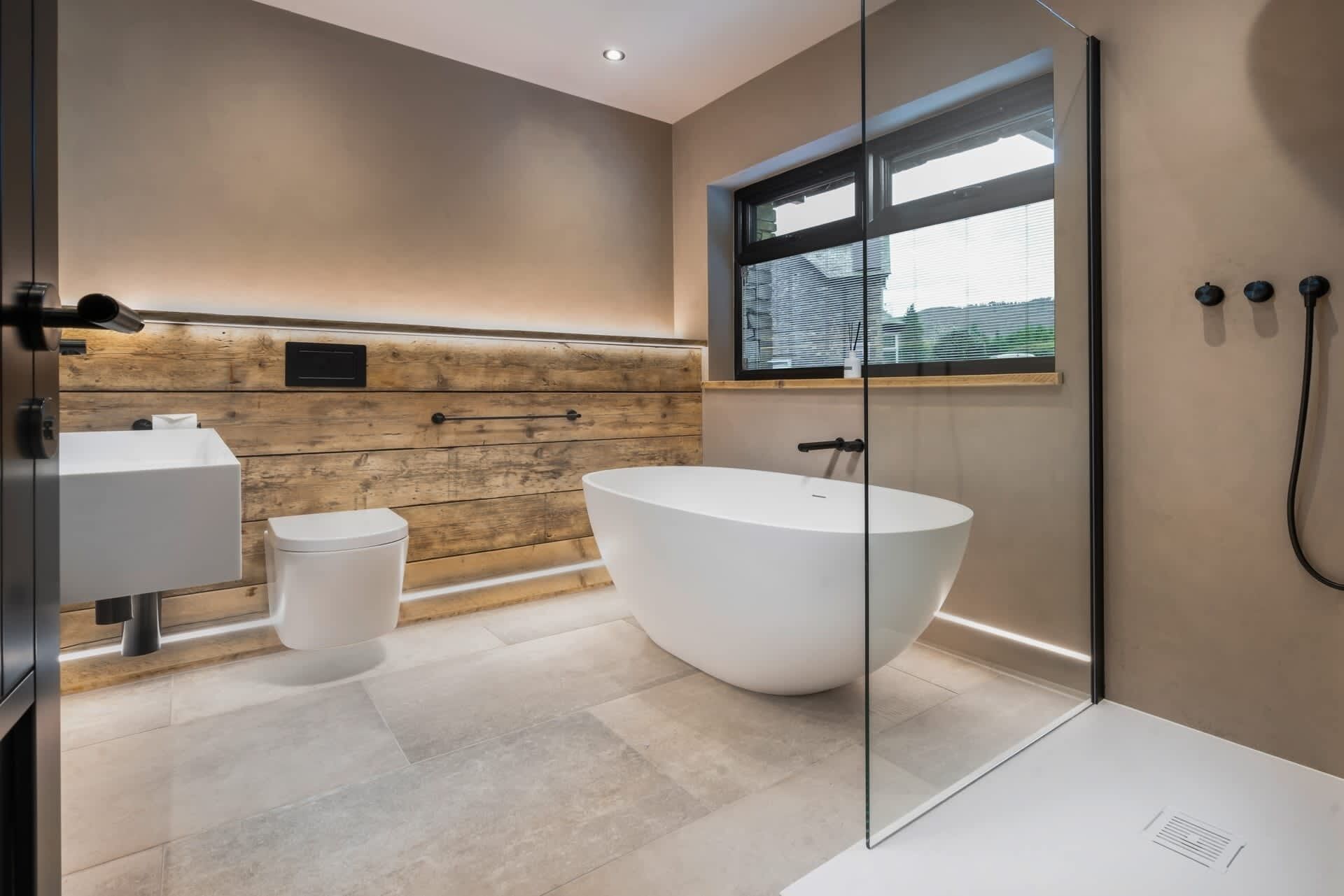 Shower, towels