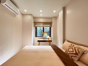 Family Apartment, City View | 2 bedrooms, minibar, free WiFi, bed sheets - NINE HOUSING 279 Doi Can (Hanoi)