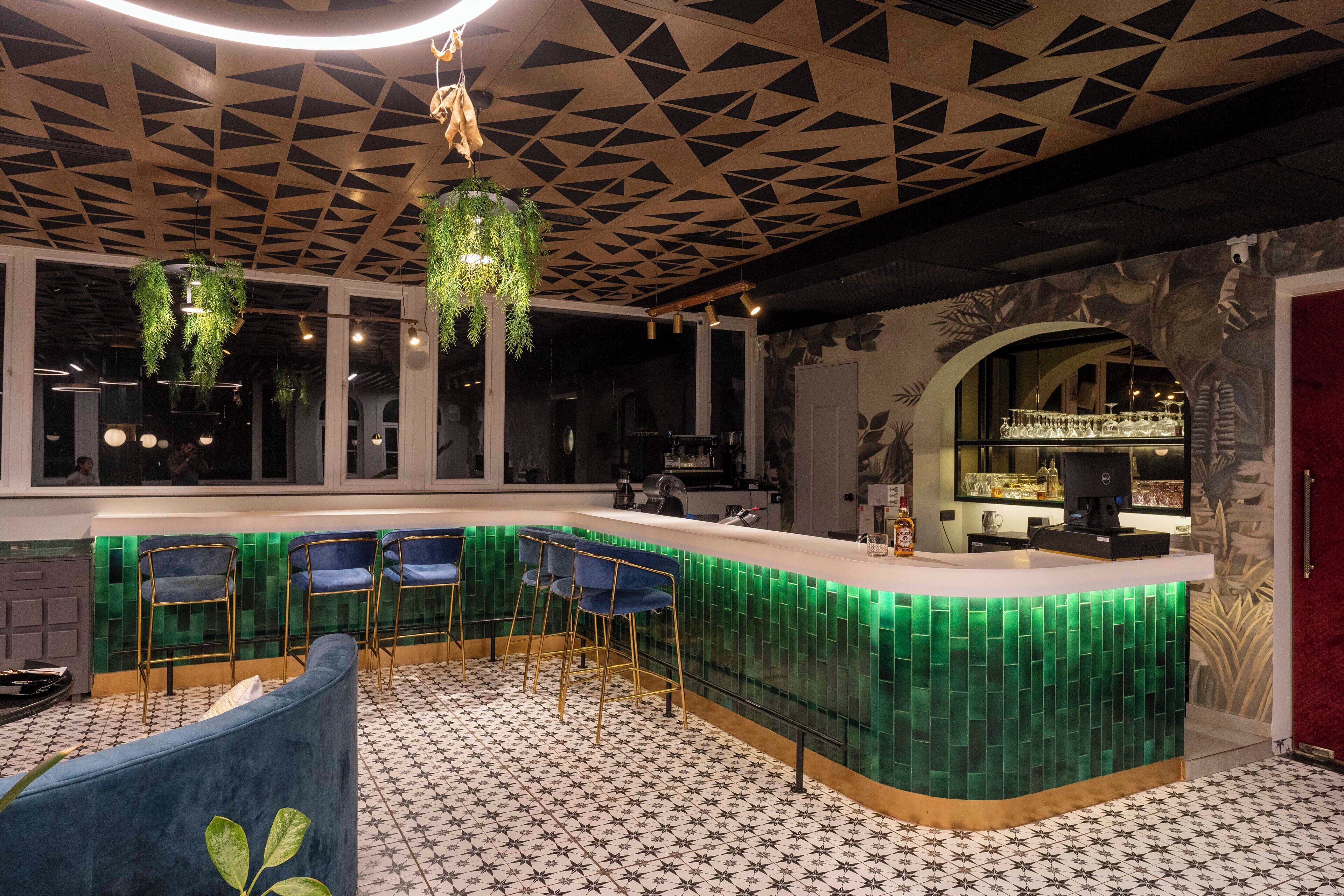 Bar (in der Unterkunft)