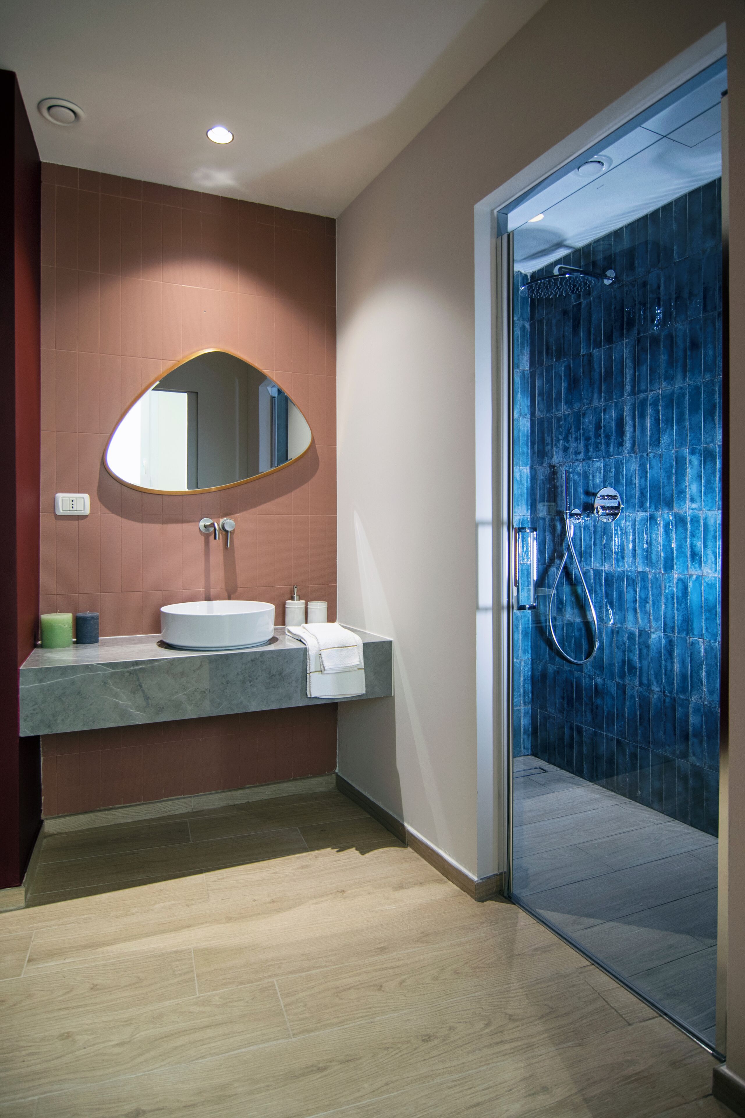 Exclusive Double Room, Lake View | Bathroom