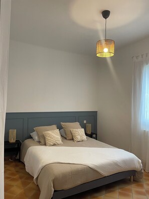 3 camere, culla da viaggio, Wi-Fi gratuito, lenzuola