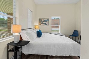 3 bedrooms, iron/ironing board, free WiFi, bed sheets