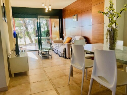 Exclusive Mont-roig house with shared pool, A/C, parking