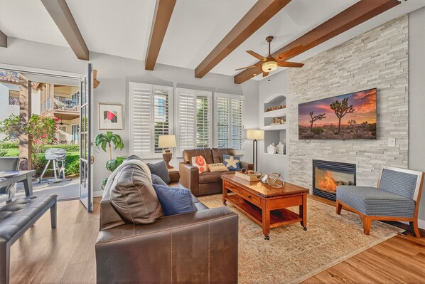 Smart TV, fireplace, offices