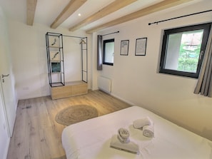 3 habitaciones, wifi gratis y ropa de cama 