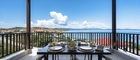 ロイヤル アパートメント | バルコニーからの眺望