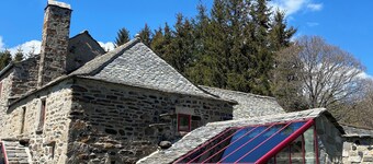 Authentique Maison du Plateau Ardéchois du 16eme Siècle Entièrement Restaurée