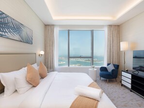1 bedroom, iron/ironing board, travel cot, WiFi - Palm Tower Luxury 1BR - Top Hotel Sea View Suite (Dubai)