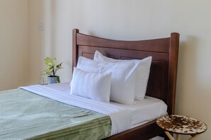 3 bedrooms, iron/ironing board, WiFi, bed sheets - The Greenleaf Apartment, Lubowa. (Kampala)