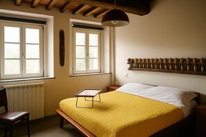 2 عدّة غرف نوم ومكواة/لوح كي وواي فاي مجانًا وملاءات أسرّة