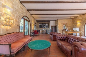 Télévision de 21 pouces avec chaînes par câble