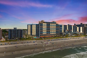 On the beach - Ocean Reef Resort Unit 408 - Oceanfront (Myrtle Beach)