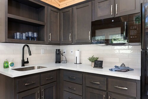 Overlook Cabin at KRS Camp James (Cabin 27)