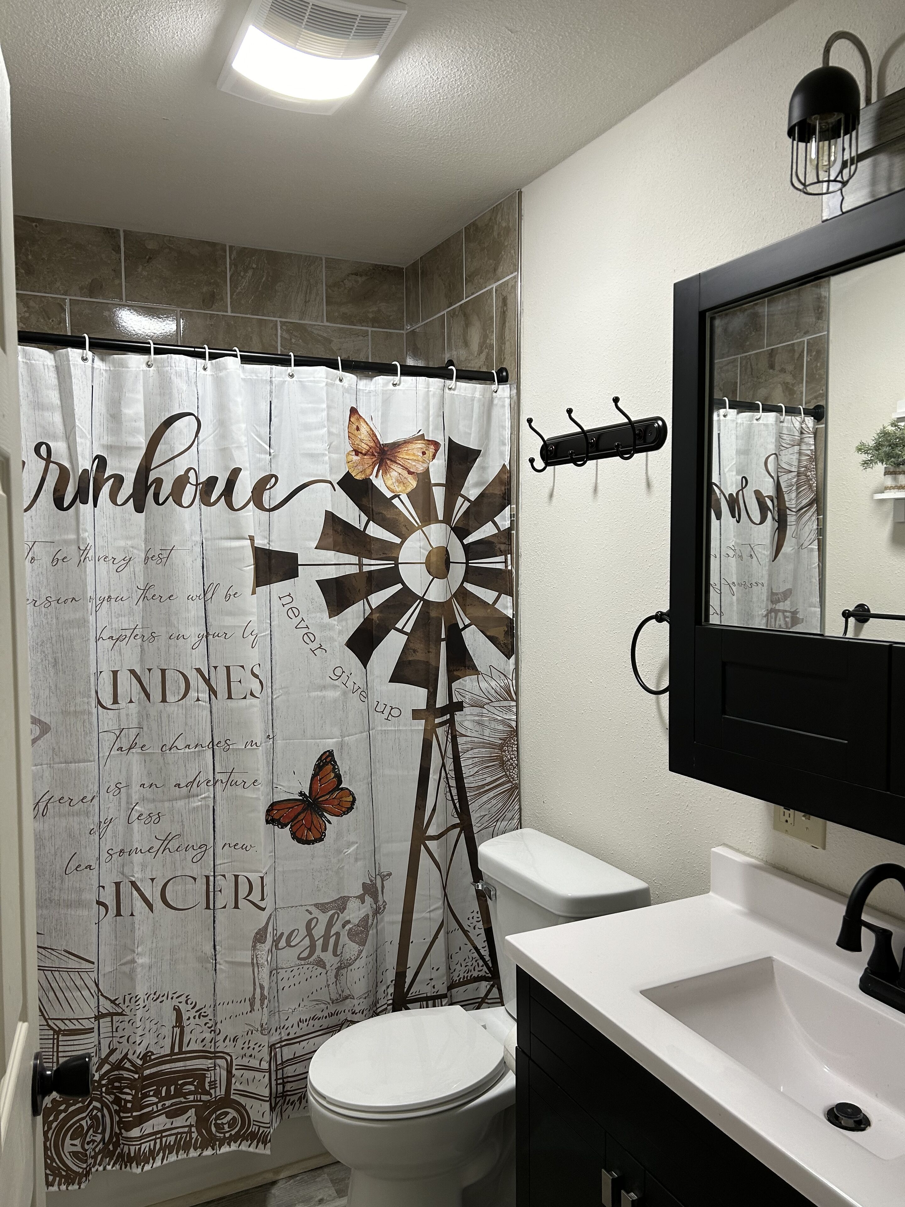 Hårføner og håndklær