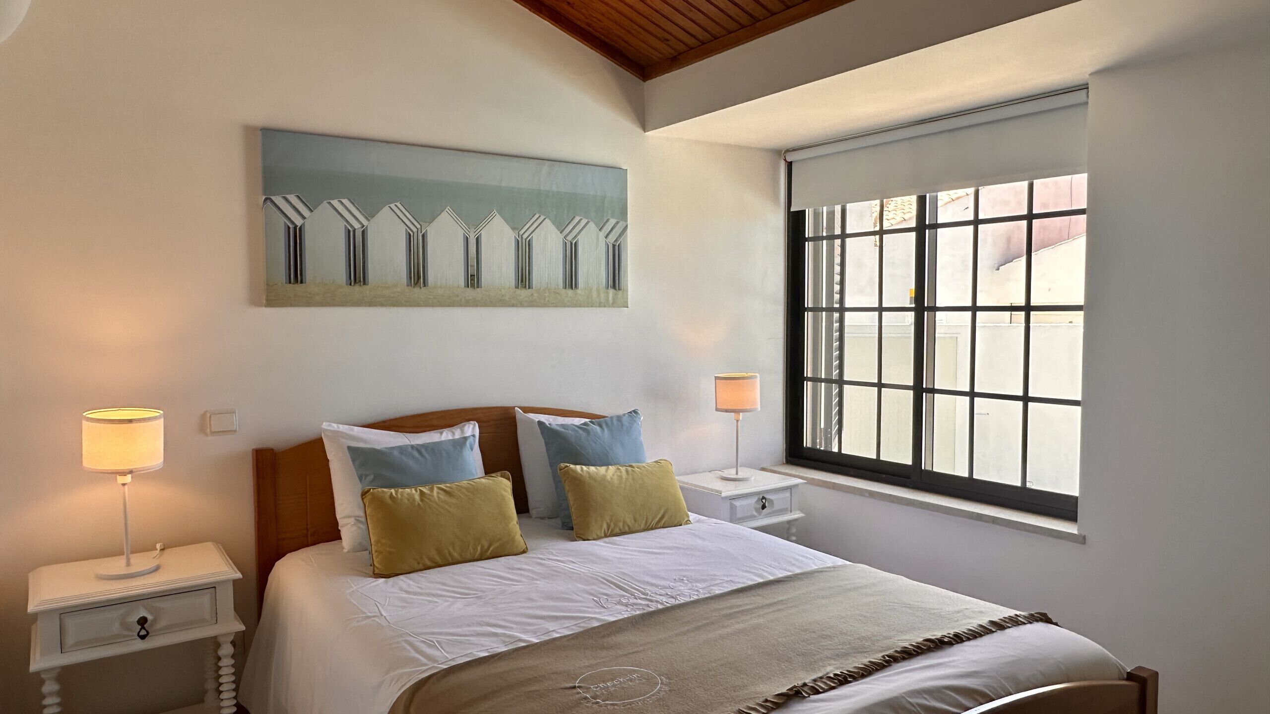 1 habitación, tabla de planchar con plancha y wifi gratis 