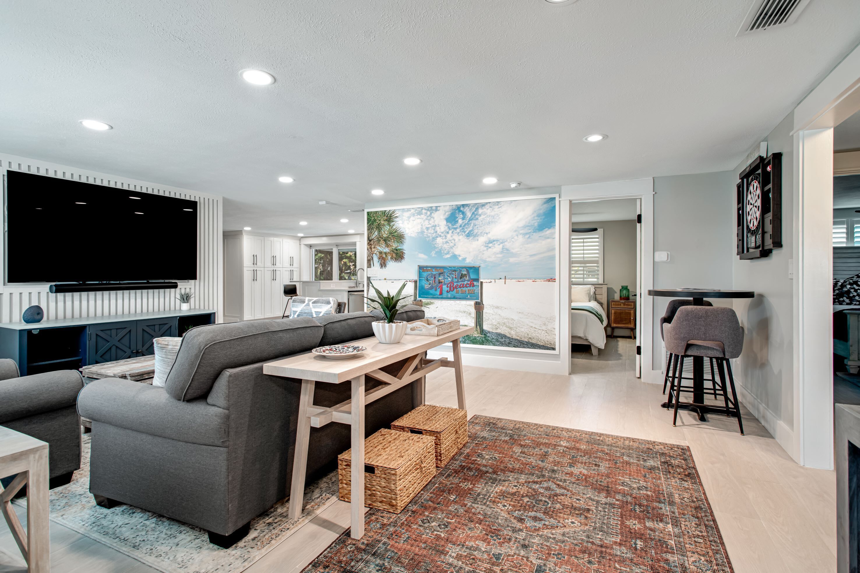 TV, DVD player, stereo, offices