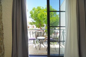 Rom – standard | Sengetøy av topp kvalitet, safe på rommet og strykejern/-brett