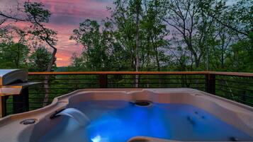 Bain à remous extérieur