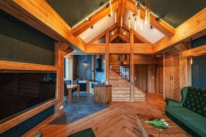 501 - without access to SPA | Living area | 42-inch Smart TV with digital channels