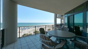 Outdoor dining - 4TH FLOOR!! OASIS, BEACHFRONT, LAZY RIVER, WATER SLIDE!! (Orange Beach)