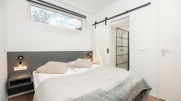 2 bedrooms, internet