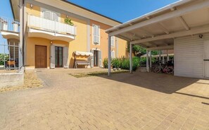 Exterior - Casamare Loreto - Two Bedroom Apartment, Sleeps 4 (Porto Recanati)