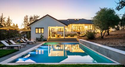 Stella Campagna - Brand NEW 3 BD, Pool, Spa