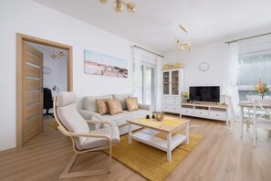 TV - Pułaskiego 40A | Katowice | Bright Apartment | Parking (Katowice)