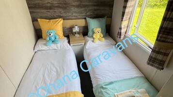 Huisje | 3 slaapkamers, een strijkplank/strijkijzer, gratis wifi, beddengoed