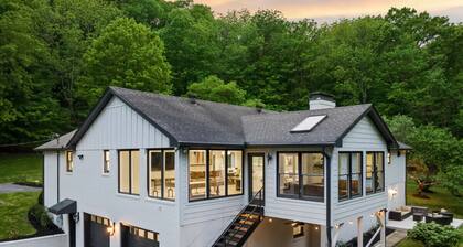 Stunning Private Retreat 25mins North of Nashville