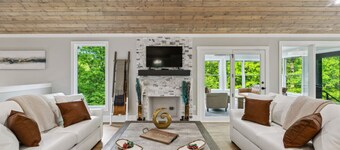 Stunning Private Retreat 25mins North of Nashville