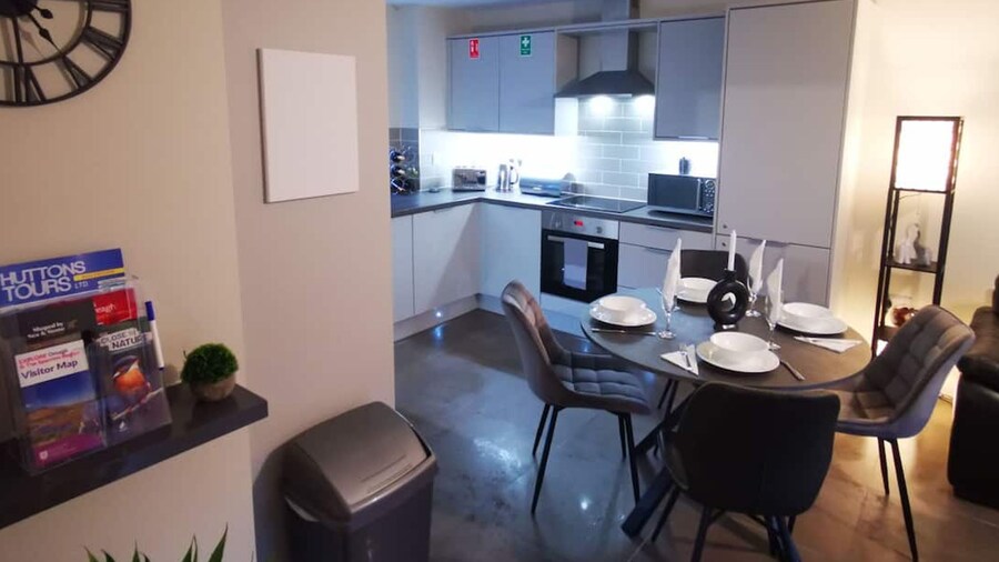 Belfast Central 2 Bedroom Luxurious Modern Stay
