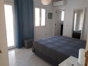 2 bedrooms, iron/ironing board, WiFi - Luxury Villa with Peñon view. 5 Minutes to the beach (Calpe)