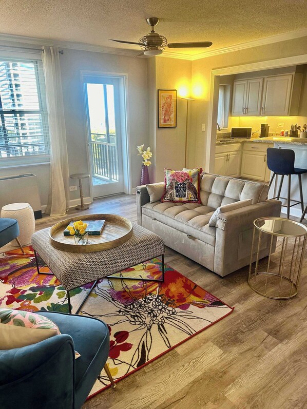 تلفزيون، مكتب