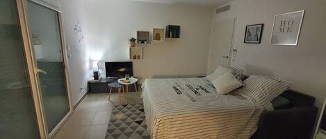 1 Schlafzimmer, Bügeleisen/Bügelbrett, WLAN, Bettwäsche
