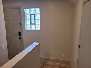 Interior - Historic Loft, Steps from Med Center (Omaha)