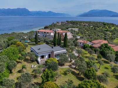 MGH Luxury - Villa Sirmione
