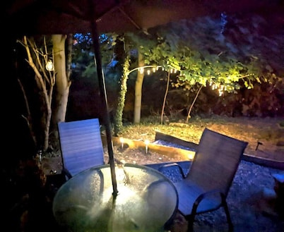 Cosy and Secluded Brook-side Lodge