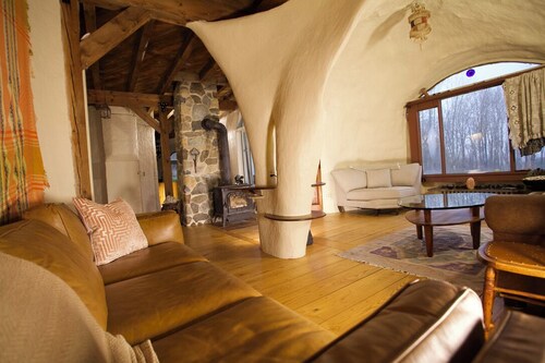 Mountain Sanctuary Dome Rustic Solitude 5BR 