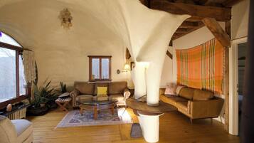 Pejs, bøger, videobibliotek