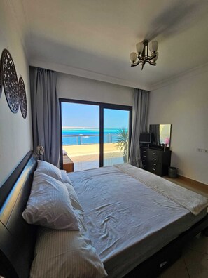 1 bedroom, iron/ironing board, free WiFi, bed sheets - Stunning Sea View 1-bed Apartment in Hurghada (Hurghada)