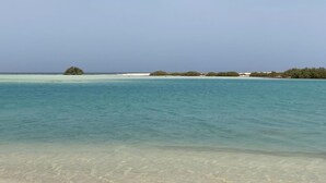 Beach - Stunning Sea View 1-bed Apartment in Hurghada (Hurghada)