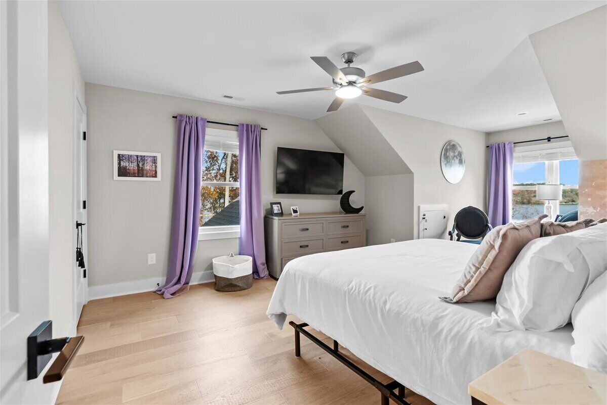 6 chambres, bureau, Wi-Fi gratuit, draps fournis