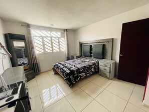 5 makuuhuonetta, Wi-Fi, vuodevaatteet