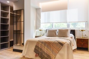 3 bedrooms, iron/ironing board, free WiFi, bed sheets - Housing Castellana by Sharing Co (Madrid)