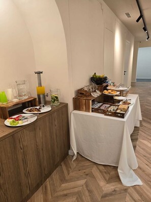 Petit déjeuner buffet compris tous les jours