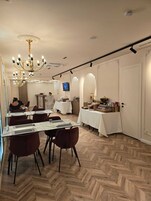 Desayuno buffet incluido todos los días 