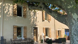 Utendørsservering